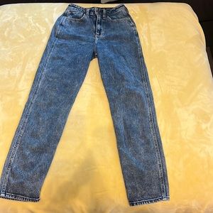 New Ultra High-Rise Mom Jeans Hollister OOR vintage stretch.Size w23 L27
